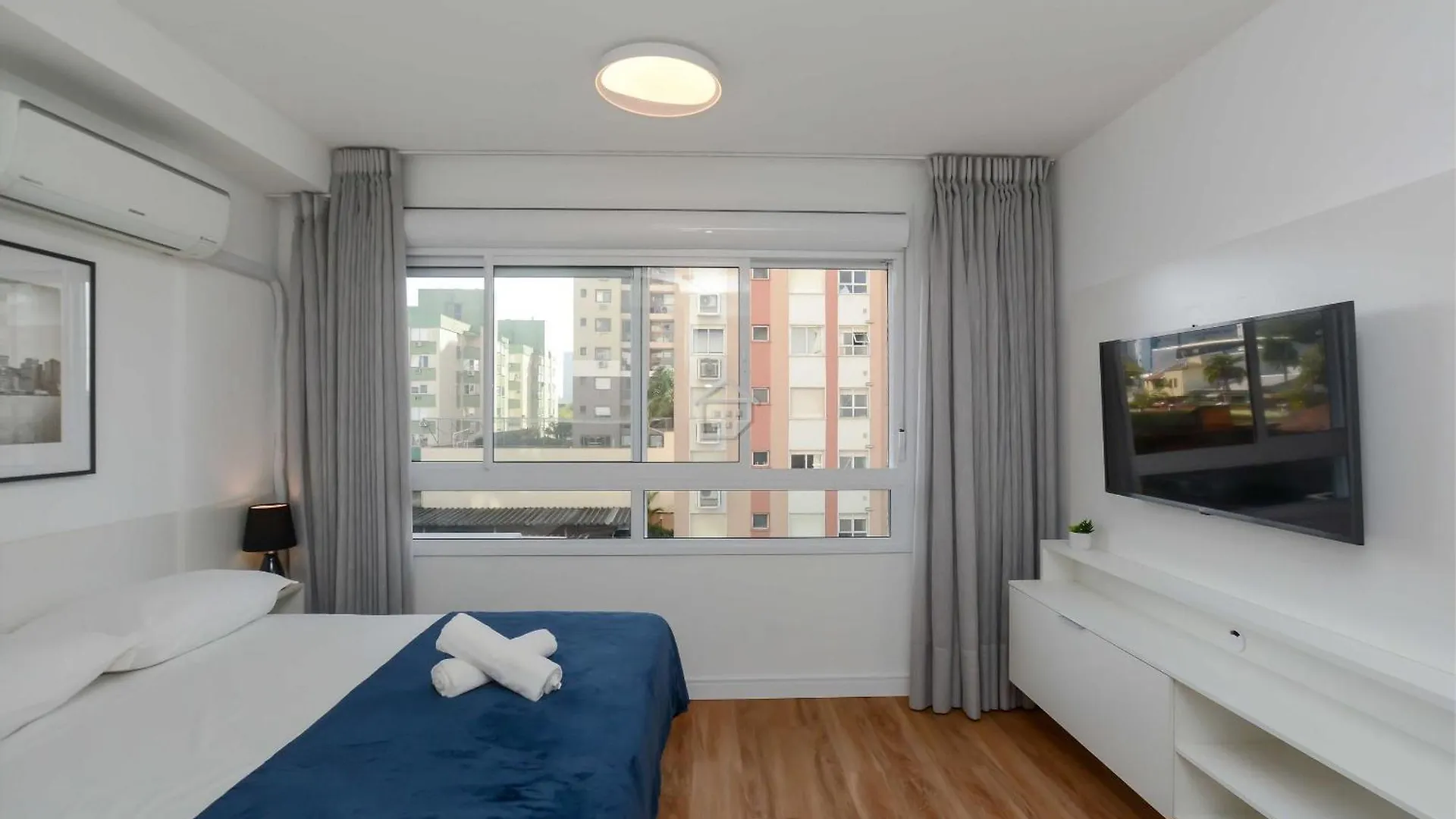 Apartamento Lindo E Completo Ao Lado Da Puc Porto Alegre