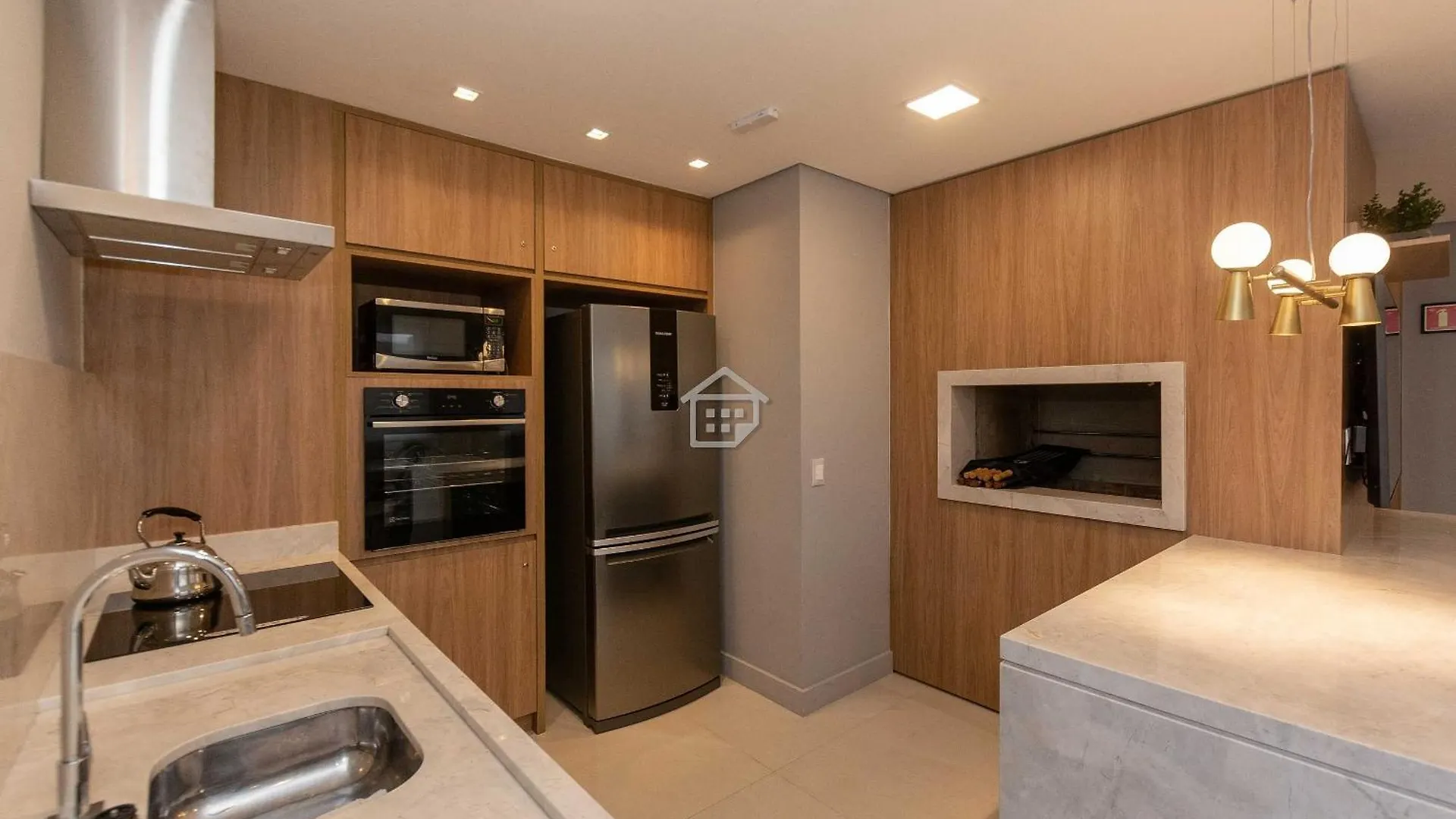 Apartamento Lindo E Completo Ao Lado Da Puc Porto Alegre