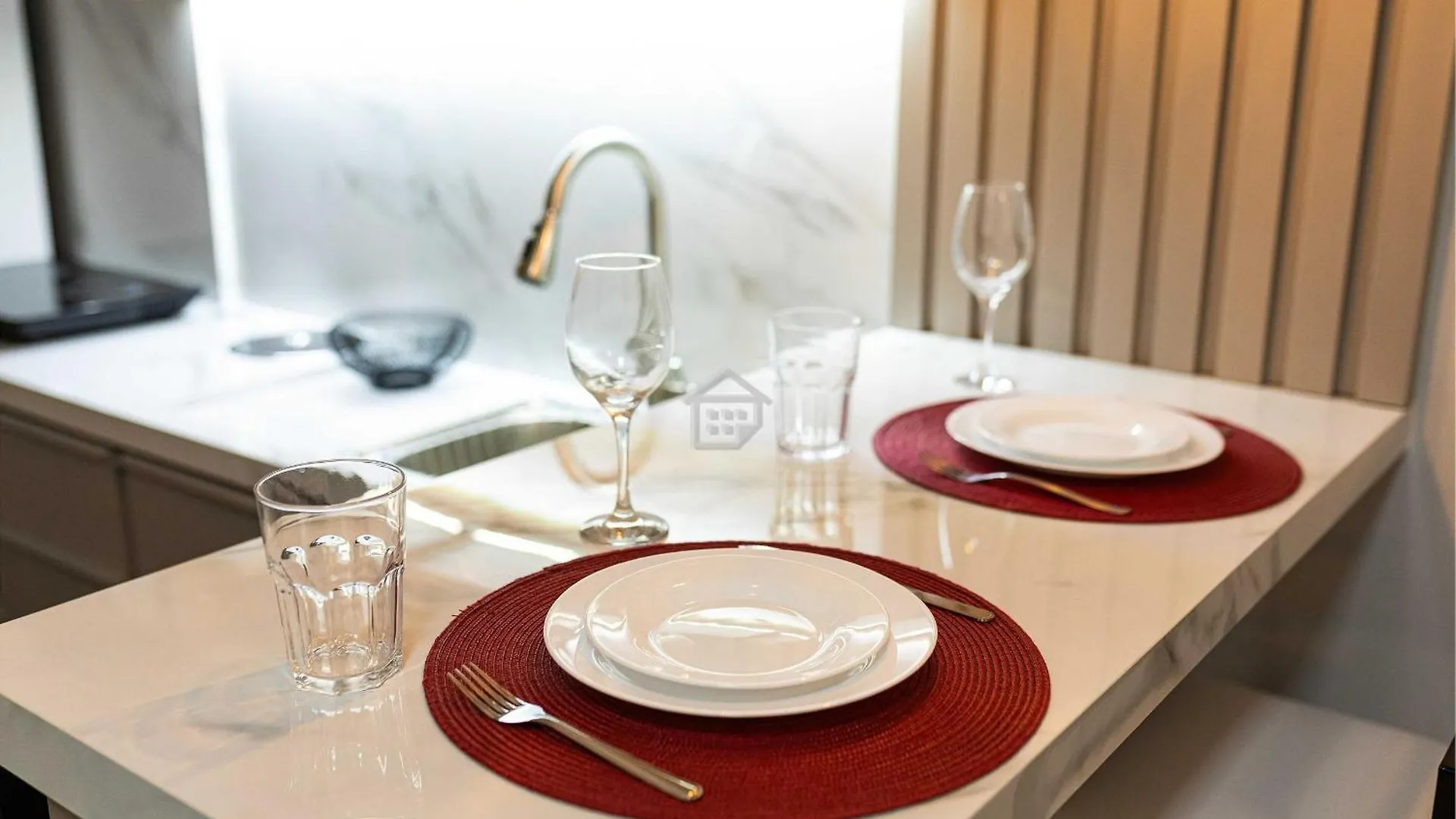 Apartamento Lindo E Completo Ao Lado Da Puc Porto Alegre 0*,  Brasilien