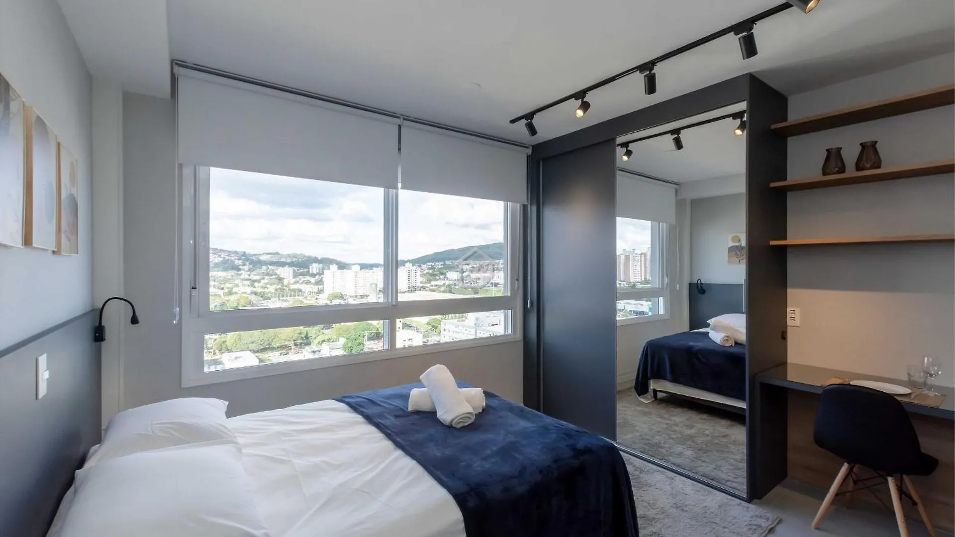 Apartamento Lindo E Completo Ao Lado Da Puc Porto Alegre Brasilien
